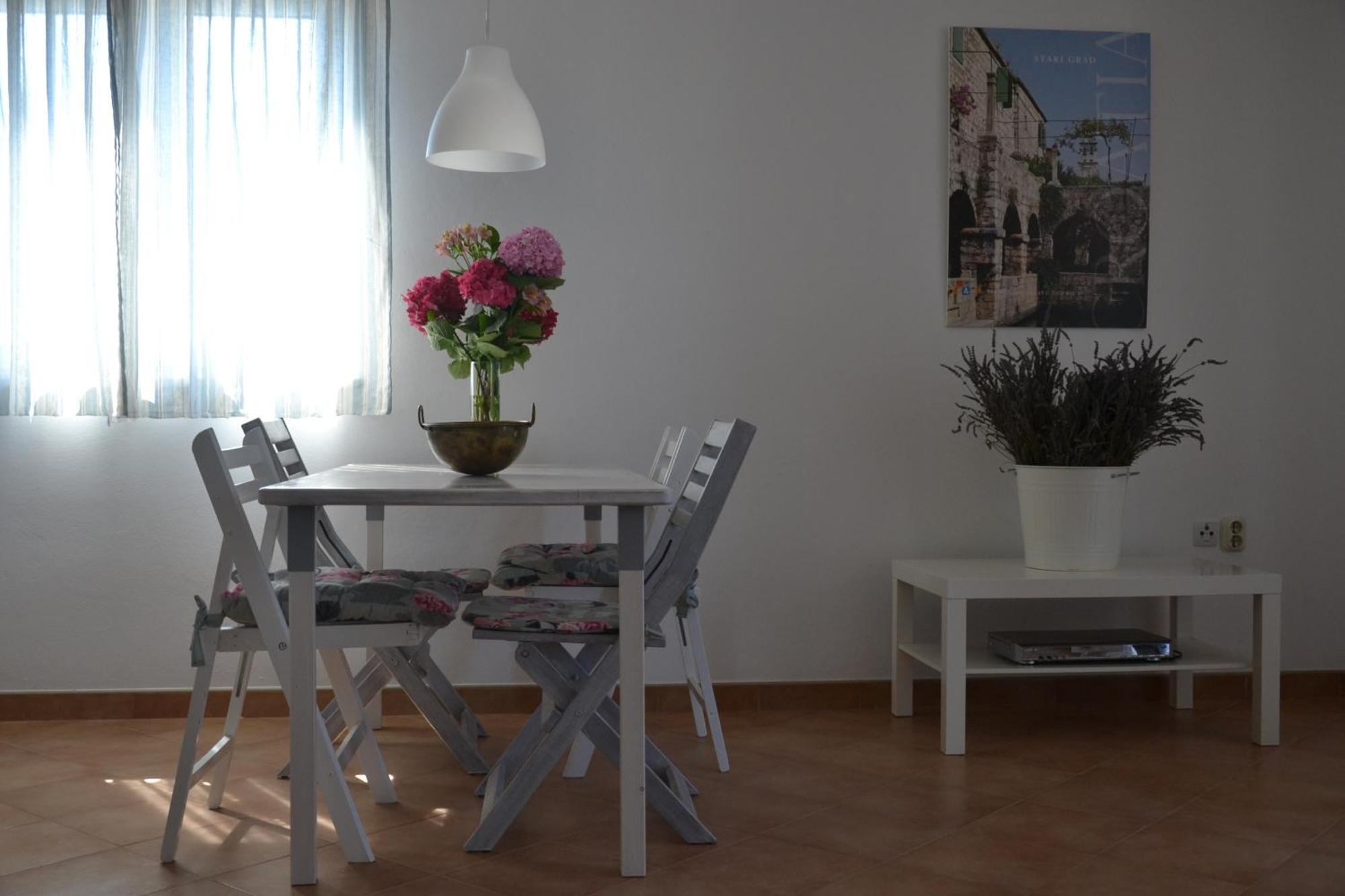 Apartments Roza 메덜린 외부 사진