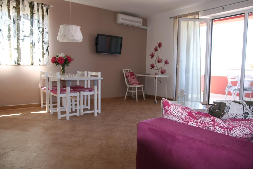 Apartments Roza 메덜린 객실 사진