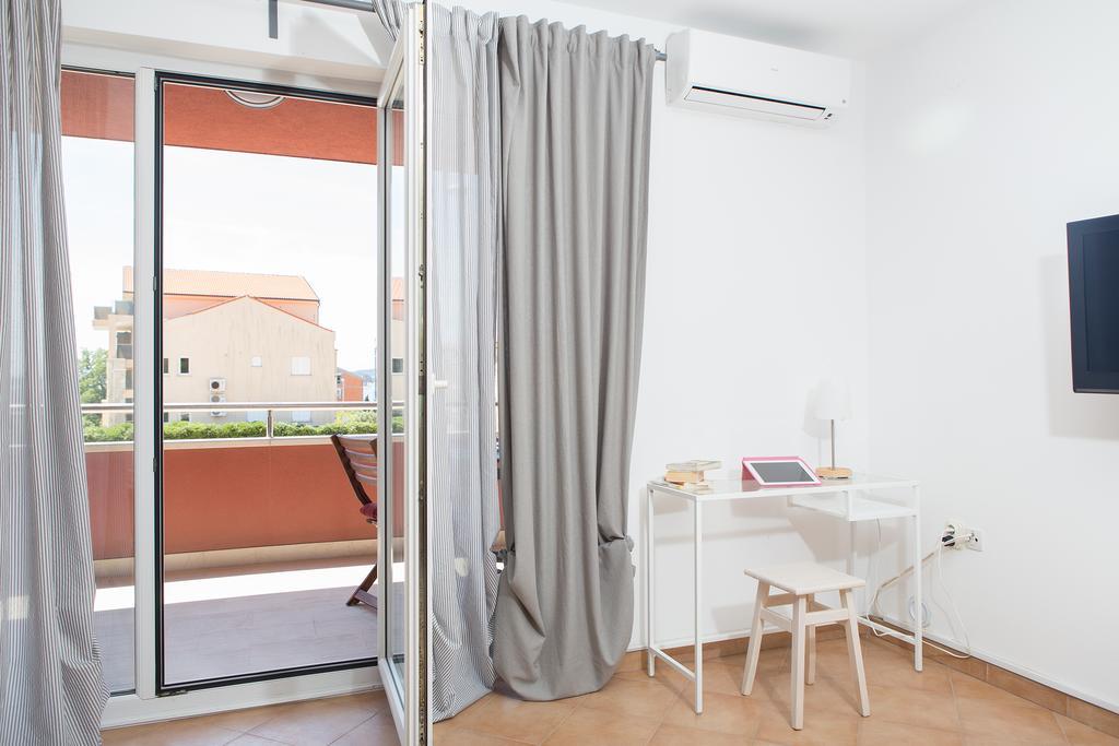 Apartments Roza 메덜린 외부 사진
