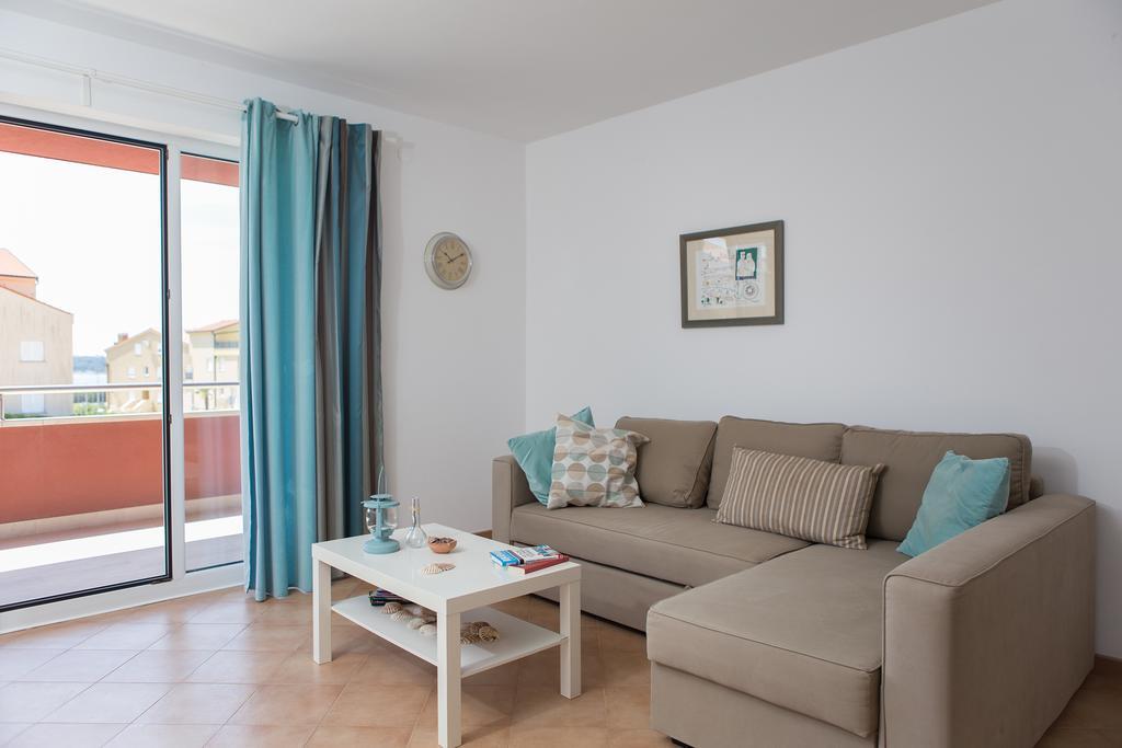 Apartments Roza 메덜린 외부 사진